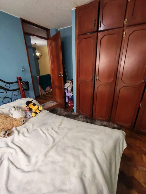 Calderon Casa Esquinera en Venta / Conjunto Las Gardenias — imagen 2
