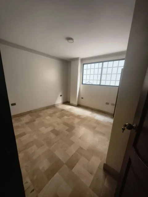 Departamento en Venta – Santa Cecilia – Planta Baja | 3 Dorm. | Terraza Amplia (Wn), Guayas — imagen 2