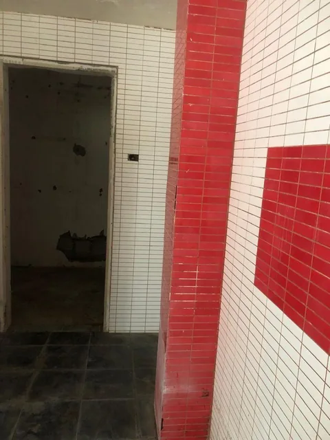 Casa de 892 m² con 5 Dorm. en Venta en Los Ceibos, Colinas de Los Ceibos, Guayas — imagen 2