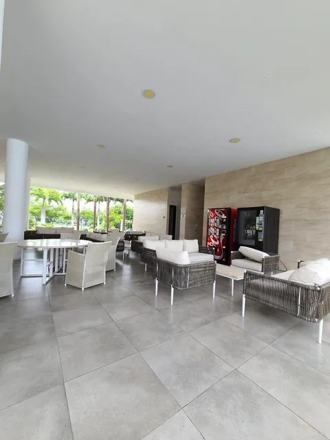 Isla Mocoli Urb. Blue Bay Terreno Al Lago en Venta, Guayas — imagen 3