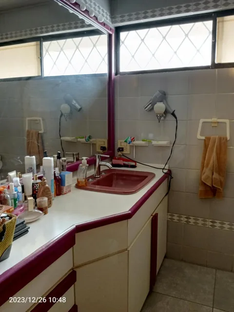 Casa de 250 m² con 4 Habitaciones en Venta en El Condado — imagen 3