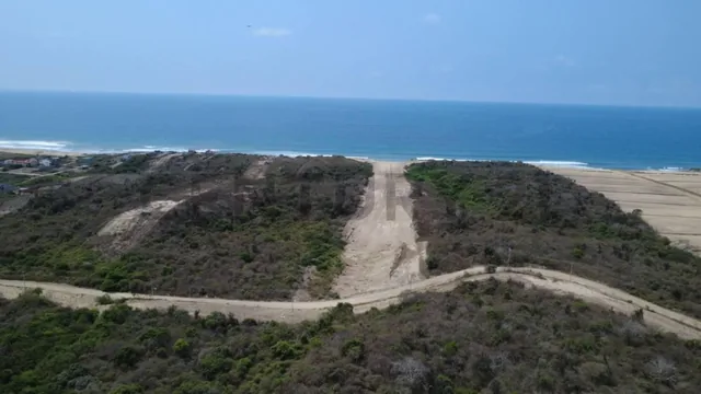 Vendo 2 Has Frente a La Playa de San Jose - Montecristi, Manabí — imagen 4