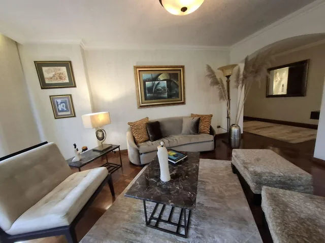 Departamento de Venta Remodelado - Sector González Suàrez — imagen 3