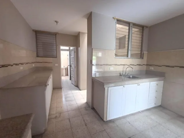 Departamento en Venta Principal Urdesa V. Emilio, Guayas — imagen 4