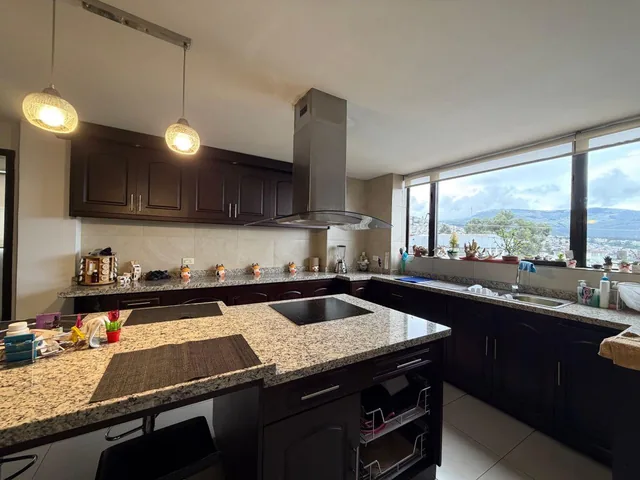 Departamento en Venta 3 Dorm. Amplia Terraza con Vista, Urbanización El Condado — imagen 2