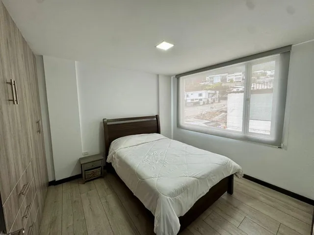 Depar Duplex Oportunidad Nayón Tanda 148 m² — imagen 2