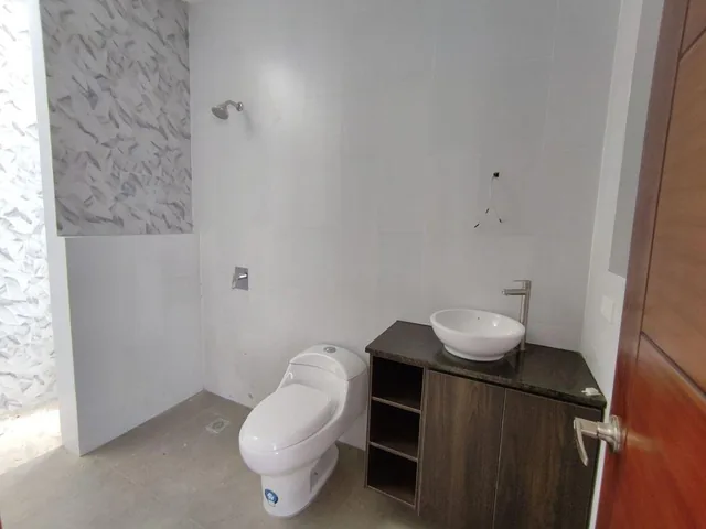 Casa Independiente de Venta en Portoviejo, Manabí — imagen 5