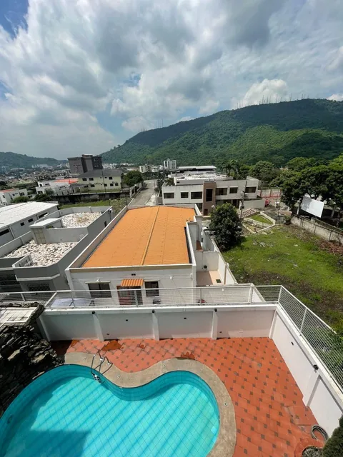 6836. Urb. La Cumbre - Ceibos, Alquilo o Vendo Departamento 3 Dorm $1600/$280.000, Guayas — imagen 3