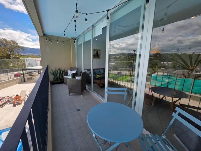 En Venta Departamento por Estrenar con Jardín en Tumbaco — imagen 3