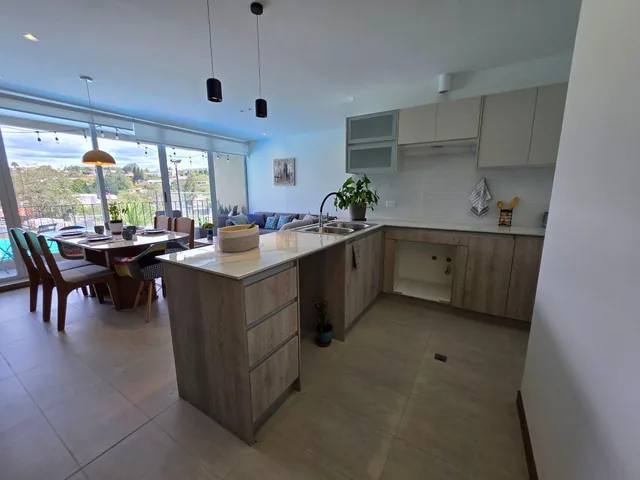 En Venta Departamento por Estrenar con Jardín en Tumbaco — imagen 2