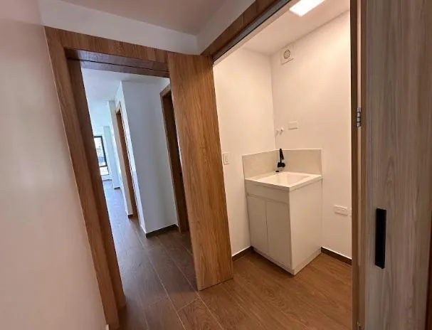 Departamento en Venta por Estrenar Dentro de Urbanización Sector Lumbisi — imagen 4