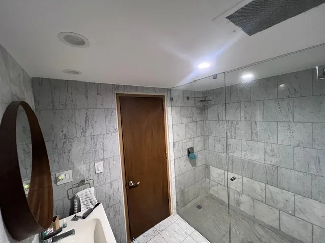 Departamento de 100 m² en Venta en El Hilton Colon Torre 2, Guayas — imagen 3