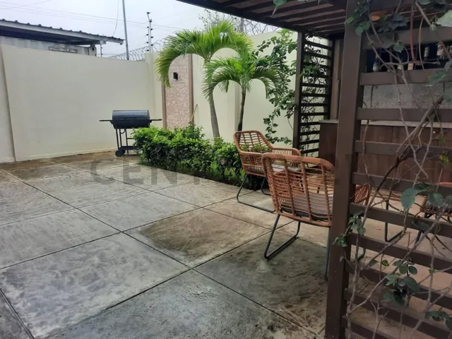 Venta Casa en Urbanización Los Prados. Guayas — imagen 3