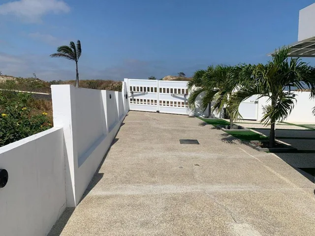 Casa Lujosa de Venta en Santa Marianita Manta B/l, Manabí — imagen 2