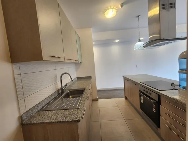 Venta Departamento La Carolina Dos Dorm. Dos Parqueaderos y Bodega 130 m Totales — imagen 3