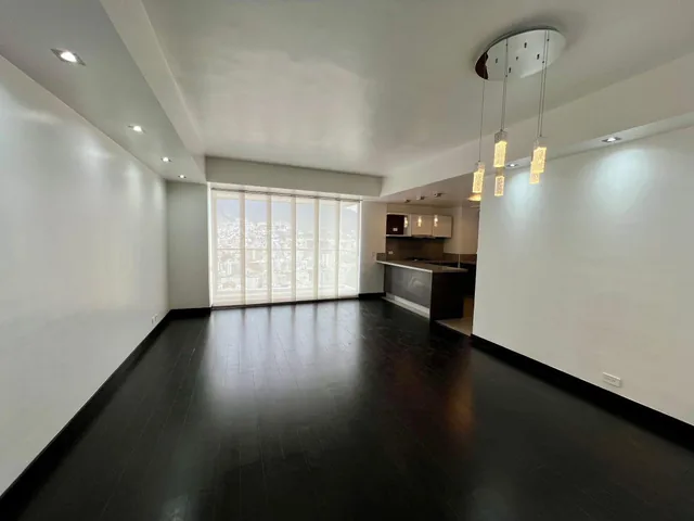 En Venta Departamento con Terraza Vista de Lujo - Gonzalez Suárez — imagen 4