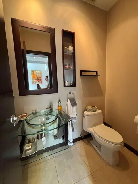 Samborondón Km 3.5, Urb. San Isidro Casa en Venta, Guayas — imagen 2