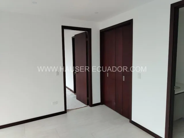 Departamento por Estrenar en Bellavista, 2 Habitaciones con Balcón, Áreas Húmedas - Seguridad 24/7 — imagen 2