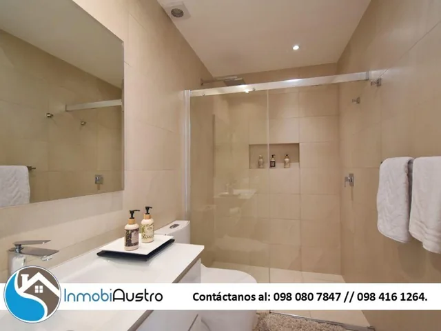 Av 24 de Mayo, Venta de Hermosa Suite Cerca de La Uda, Azuay — imagen 2