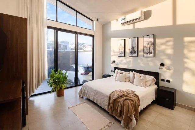 Casa Independiente con Piscina de Venta Portoviejo, Manabí — imagen 5