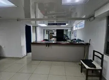 Propiedad Comercial Av 10 de Agosto — imagen 2