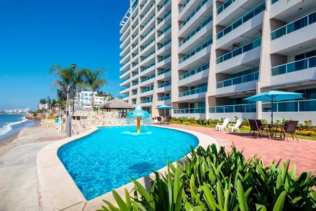 Impresionante Penthouse de Dos Pisos en La Milina con Maravillosa Vista Al Mar — imagen 2