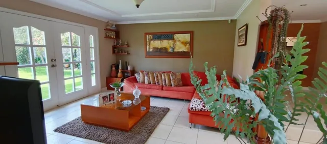 Casa con Piscina, Challuabamba, Azuay — imagen 4
