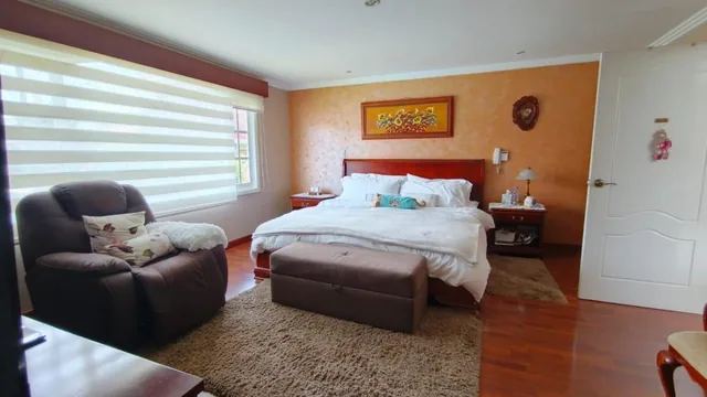 Casa con Piscina, Challuabamba, Azuay — imagen 2