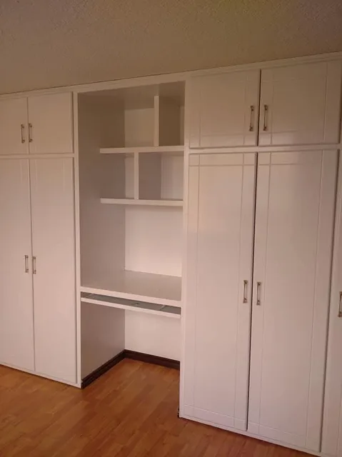 En Venta Linda y Amplia Casa, Sector Pomasqui — imagen 2