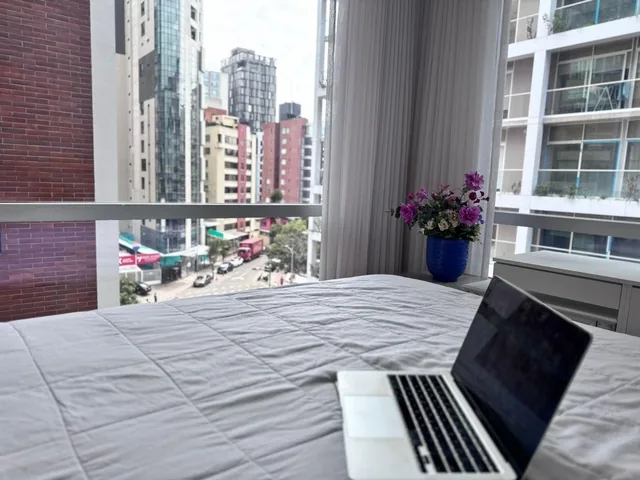 Departamento de 2 Dorm. en Venta Sector República del Salvador — imagen 2
