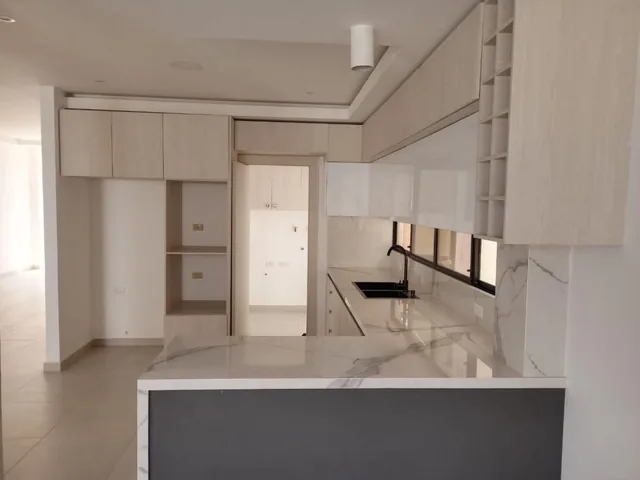 Casa de Venta en La Urbanización Ciudad Celeste, Samborondón, de Estreno. Guayas — imagen 4