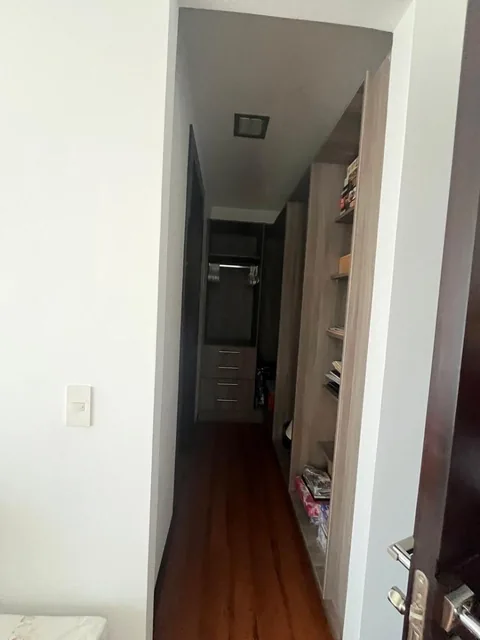 Vendo Hermoso y Moderno Penthouse Quiteño Libre / Bellavista — imagen 2