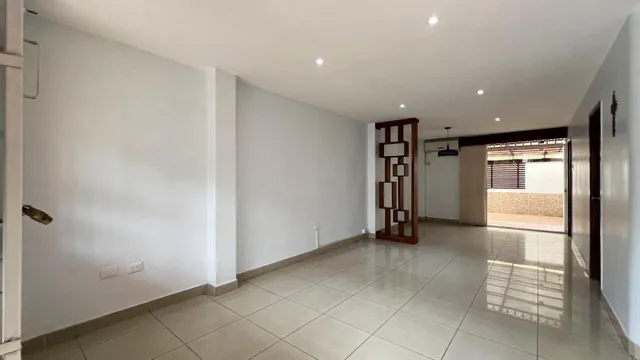 Casa en Venta en Urb Castilla, Guayas — imagen 5