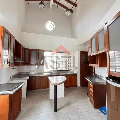 Se Vende Propiedad Esquinera en Torres del Sol, Vía Samborondón, Guayas — imagen 5