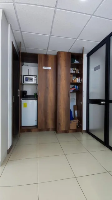 Venta Oficina Puerto Santa Ana Edificio Emporium, Guayas — imagen 4