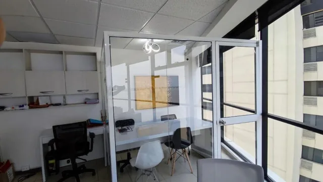 Venta Oficina Puerto Santa Ana Edificio Emporium, Guayas — imagen 3