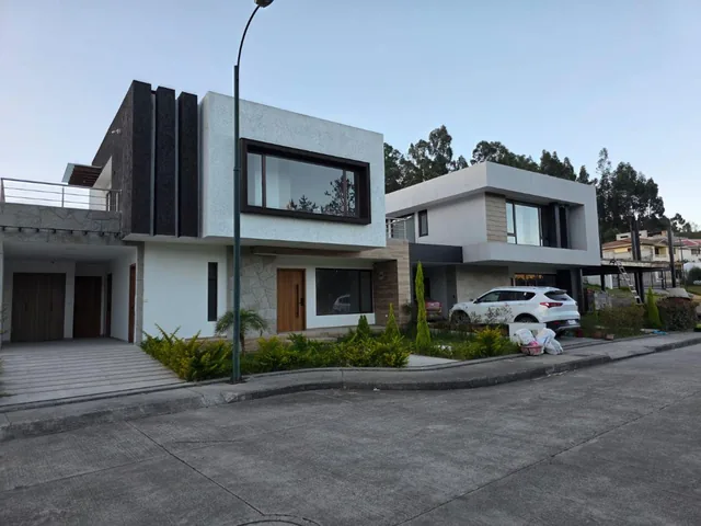 Terreno de 278 m² en Venta en El Sur de Cuenca, Azuay — imagen 4