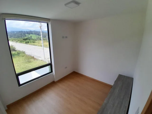 Casa en Venta - Cashapamba - Valle de Los Chillos - 150 m². Provincia de Pichincha — imagen 4
