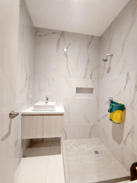 Isla Mocoli - Departamento con Vista Al Rio en Venta - Buen Precio!, Guayas — imagen 2