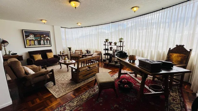 Penthouse en Venta – Edificio Carlos V, Sector Diego de Almagro — imagen 2
