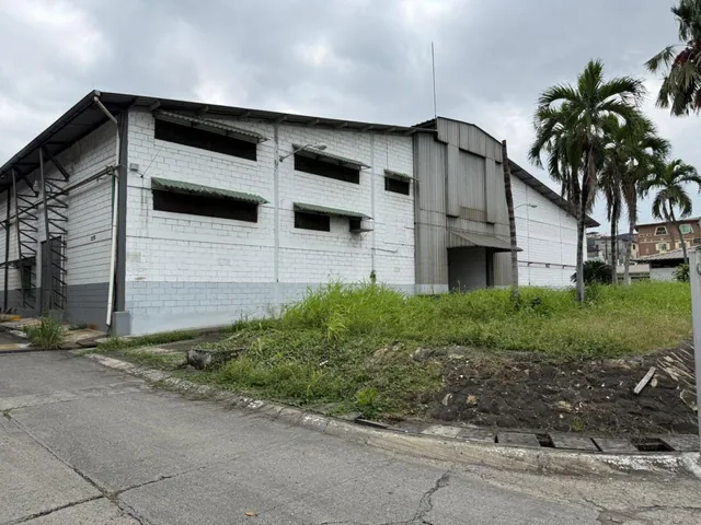 Vendo Terreno Industrial Sector Montebello. Vía Daule, Guayas — imagen 4