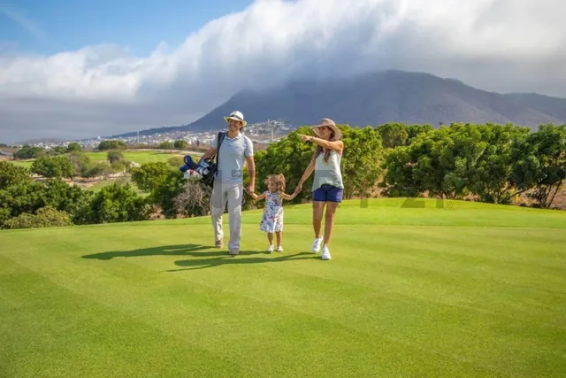 Terreno Exclusivo en Montecristi Golf Club – 684,88 m² Para Vivir con Estilo, Manabí — imagen 4