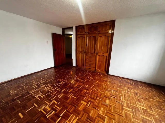 Casa Rentera en Venta – ¡Ideal Para Inversión! — imagen 3