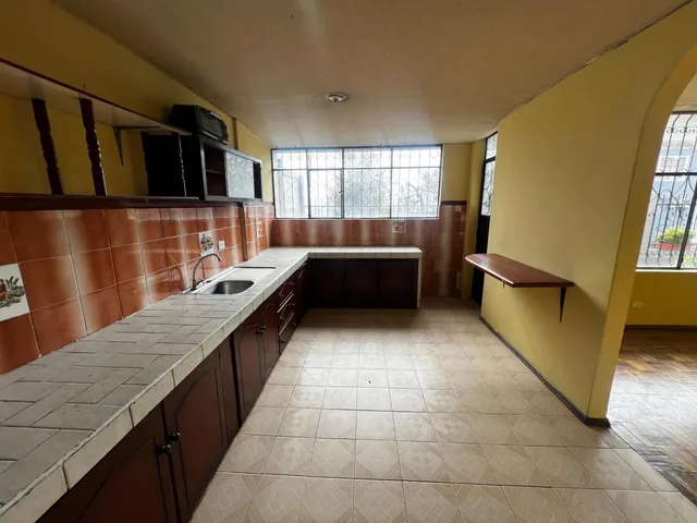 Casa Rentera en Venta – ¡Ideal Para Inversión! — imagen 2