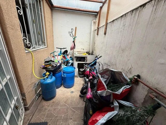 En Venta Casa Dos Pisos con Terraza Sector Santa Monica Conocoto — imagen 3