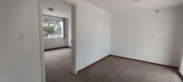 Linda Casa en Venta 184 m² en Excelente Estado 4 Dorm. Amagasí Conjunto Privado. Remodelada — imagen 2