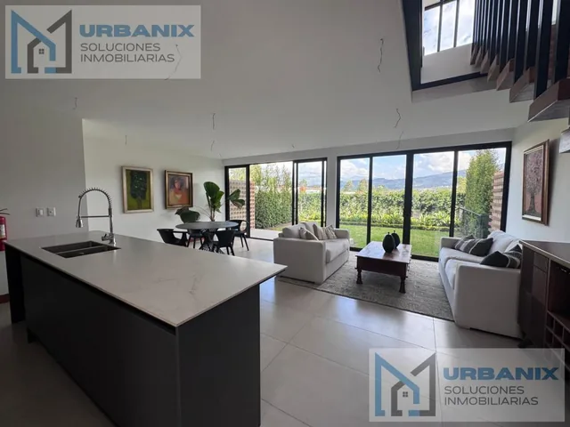 Tumbaco - La Viña Alta. Venta Casas 3 Dorm - Jardín - por Estrenar - Listas. Provincia de Pichincha — imagen 4