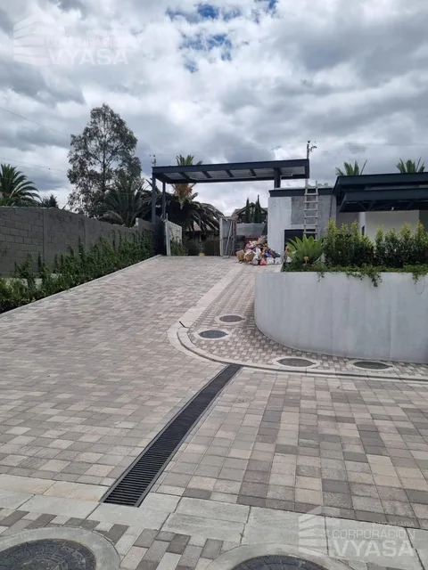 Tumbaco - Bellavista - La Viña Alta, Casa de Venta 186 m² por Estrenar - C1 — imagen 3