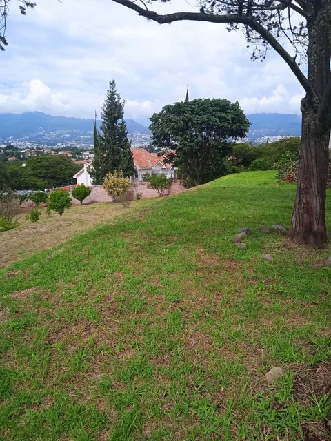 Lindo Terreno de 405 m² en Urbanización Cerrada — imagen 2