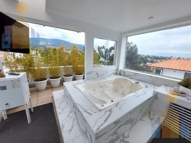 Vendo Casa Urb. Colegio Aleman 2 Departamentos Cumbaya — imagen 5